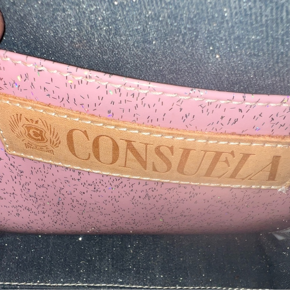 Consuela name brand -Texas brand. Crossbody Bag - Multicolor. - Picture 11 of 12
